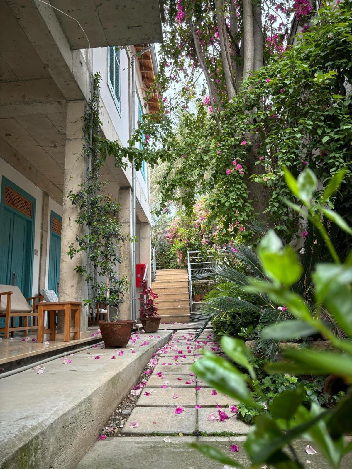 Отель Nicosia Eagle Eye Экстерьер фото
