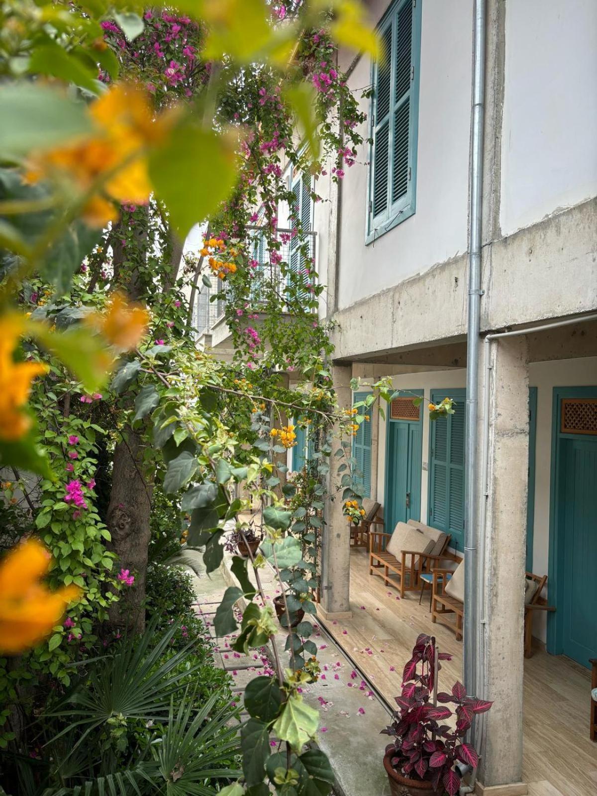 Отель Nicosia Eagle Eye Экстерьер фото