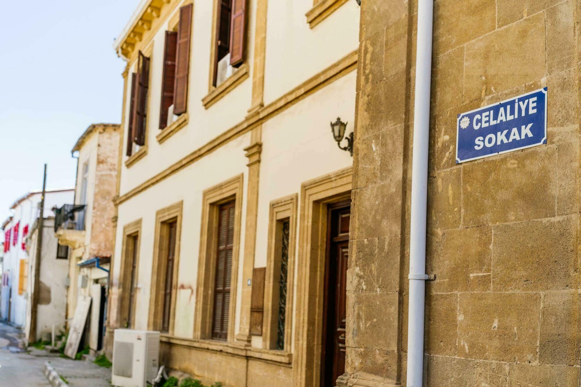 Отель Nicosia Eagle Eye Экстерьер фото